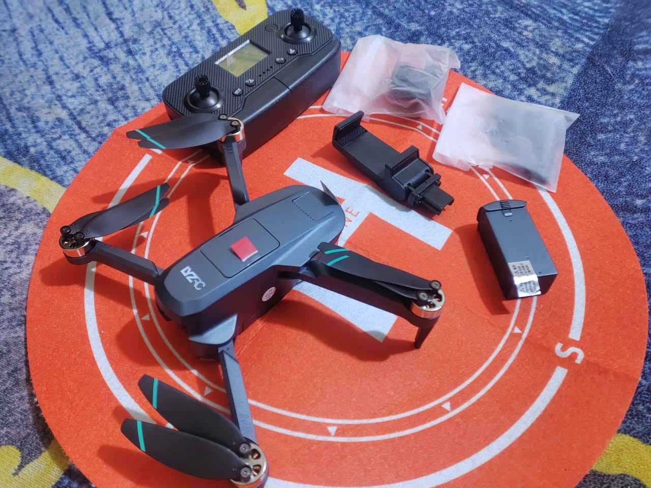 سلام عليكم.
L200 PRO MAX كنبل

(( وقت طيران ٢٠ دقيقه ارتفاع ٣٠٠ متر المدى ٣كيلو حساس تجنب عوائق 360 درجه حقيقي مانع اهتزاز كامره 4k )) 

توصيل فقط كربلاء 
 حط سعر بل يرضي الله
 تواصل ماسنجر او واتساب ***********
