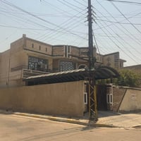 بيت للبيع طابو صرف مساحه ٣٠٠ متر جسرديالى حي الساهرون الاتصال ٠٧٧٠٢٥١٦...