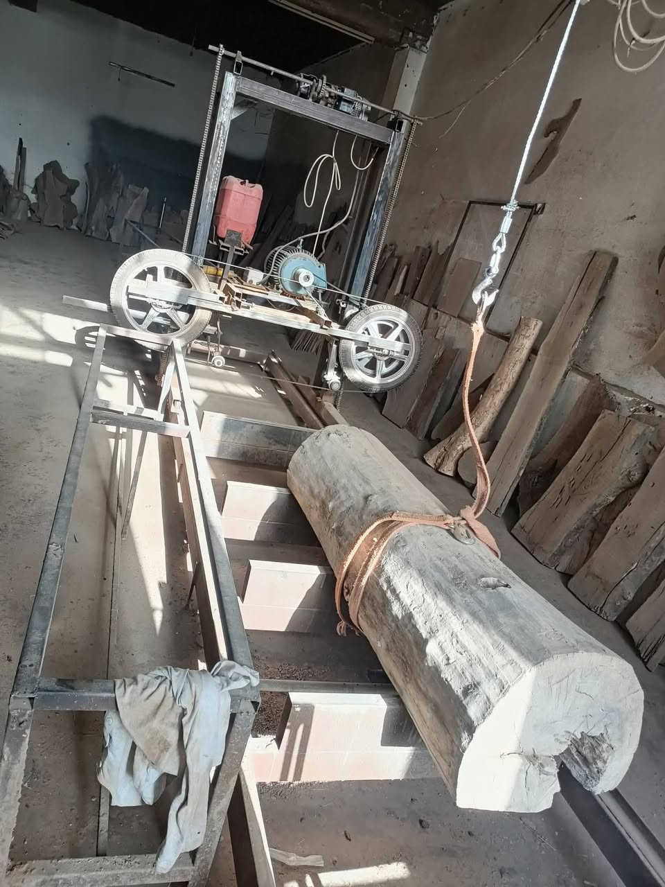 معمل نجاره كامل للبيع مكان السليمانيه تواصل واتساب ***********
