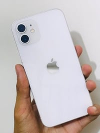 آيفون ١٢ • ١٢٨ • بطارية ٧٥