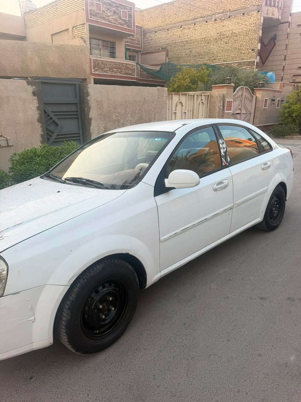 السلام عليكم اوبترا موديل 2012 رقم بغداد سيارة جاهزة بيه 4 قطع صبغ ابيع حزام سعرها 70 ورقة قفل تخم تاير جديد صدر جديد تبريد ثلج مكان السيارة جميلة شارع خير الله ***********
