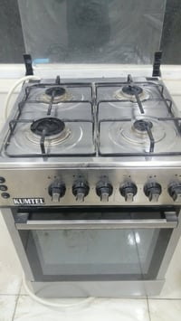 طباخ كومتل • ٦٠ ستيل • نظيف