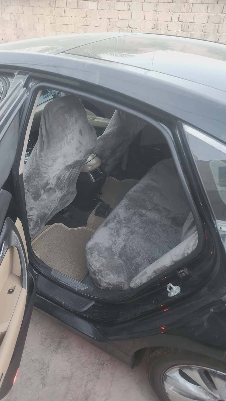 للبيع

السلام عليكم سيارة هونداي ازيرا موديل ٢٠١٢ خليجي
بيها قطعتين صبغ خلفيات جاملغ وباب بس رش صبغ
رقم دهوك سياره باسمي گايمه السياره
تخم تاير جديد تبريد منظومه جديده
مكان السياره بابل المسيب 
السعر ٧٥ بيها مجال بسيط
الاستفسار ع الرقم ***********
