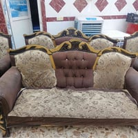 كنب • ١٠مقاعد • للبيع