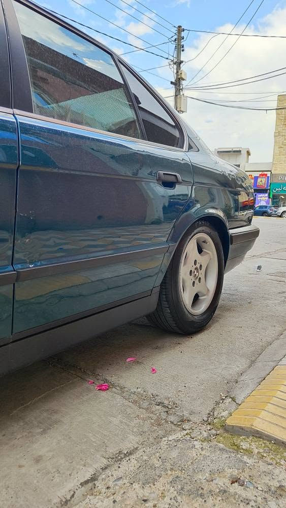 السلام علیکم    BMW 520 ئۆتۆماتیک مۆدێل 1991 ئاڕم پلاستیکی سلێمانی گێڕوو مەکینە بەشەرت  ناو زەرد دووجام کارەبا  بەشەرتی ئاڕموو ئەوەلیات  38ومعامەلەیەکی برایانە   بۆزانیاری زیاتر پەیوەندی بکەن *********** السليمانية, العراق
