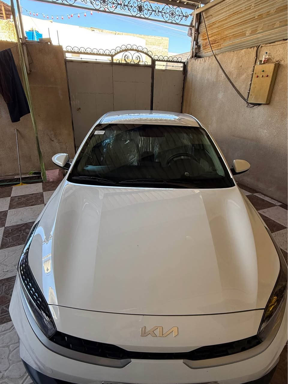 كيه سيراتو 2023 خليجي رقم اربيل مكينه 2000 ملاحضه بيها طحه بلباب وداير ما مسويهن مكان السياره بصره *********** Singapore
