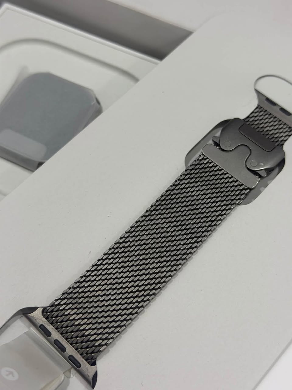 المهيب
Titanium  3️⃣ 
التميز  وقوة المظهر  والرقي
نسخه التيتانيوم بالكامل نسخ معدوده👉

 السير  التيتانيوم🗡️🗡️🗡️

اللترا  3️⃣ التيتانيوم  الطبيعي

حجم  4️⃣9️⃣  ⛩️

               بطاريه  1️⃣0️⃣0️⃣🔋

ذاكرة  6️⃣4️⃣  💾👉🔥🔥

نظافه  1️⃣0️⃣0️⃣ 🛁

كامل  الملحقات الاصليه         
هذي النسخه اذا متعرف سعر الجديده ابيش لتسأل عليه فئه الزناكيل 😉😉

‎مركز سيمو المايسترو دورة شارع الصحه
👉👉***********
اتصال 📞واتس اب /للحجز 
توصيل لكل العراق
تابعني 👉 حتى تشوف كلشي حلو👉👉
