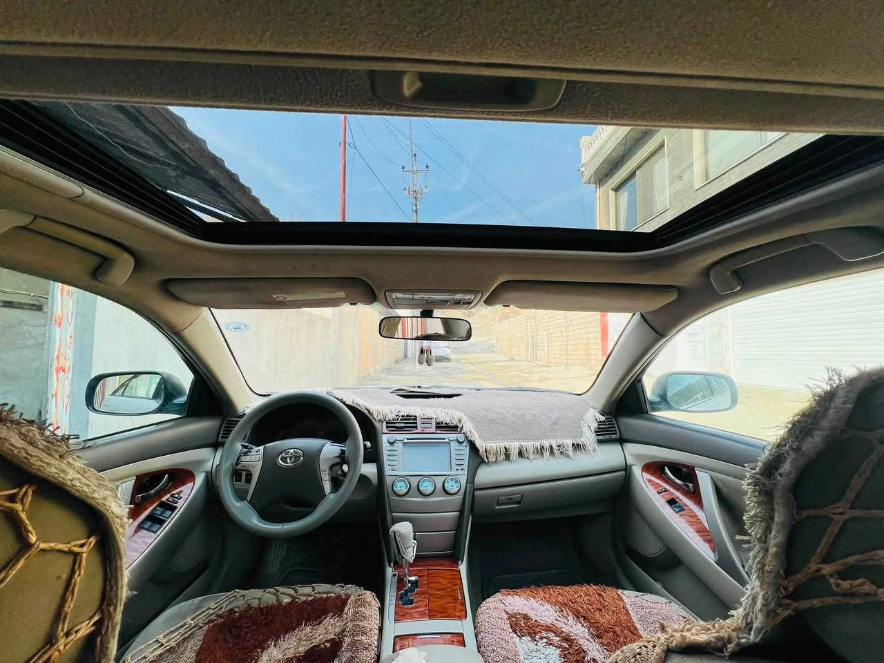 كامري 2008 فواصفات glx خليجي فول بدونً صبغ بدونً ضرب  بدون بارد
سنوية على اسمى و سنويه جديد ل ٢٠٣٠
سلايت 
حساس امامي و خلفي 
بردة بلاد 
فوليوم 
تحديد سرعه 
مرايه اشاره
كشن كهرباء
محرك 2400
4 سلندر 
تبريد ثلج و مرکزی 
سيارة مال بيت نضافه فول 
مكان سوران او اربيل 

سعر 110 ورقه

***********

