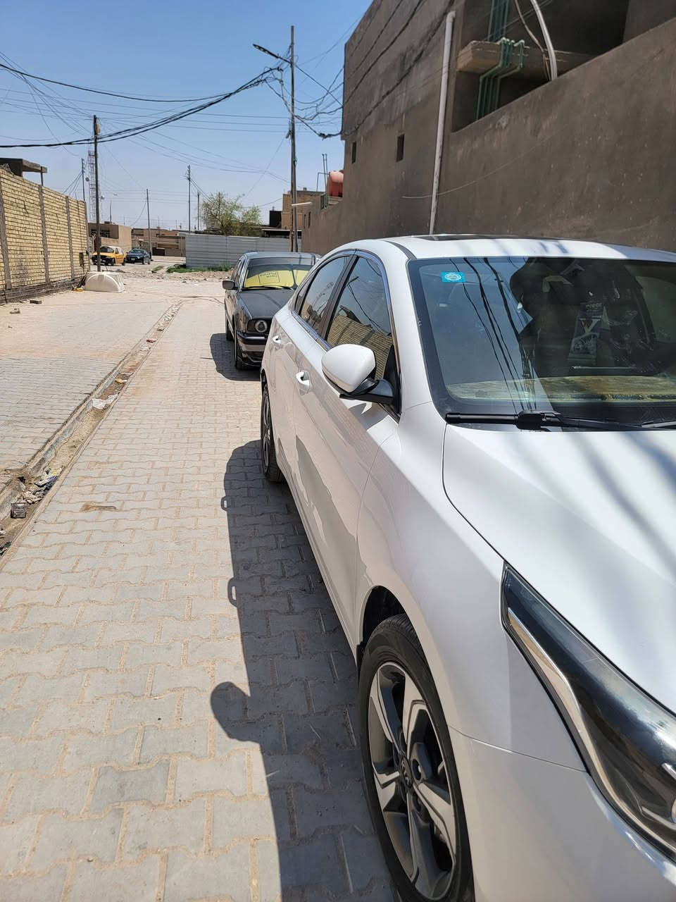 سلام عليكم
كيا سيراتو ٢٠١٩  خليجي مكفوله ما عدا الضربه الموضحه بالصوره سنويتها تنتهي ٢٠٢٩ السياره  السياره شرط النظافه من كير ومكينه ودواخل مداور ثاني يوم جاري مالكها  بيع فقط ما اراوس  للمعلومات الاتصال على هذا الرقم ***********
