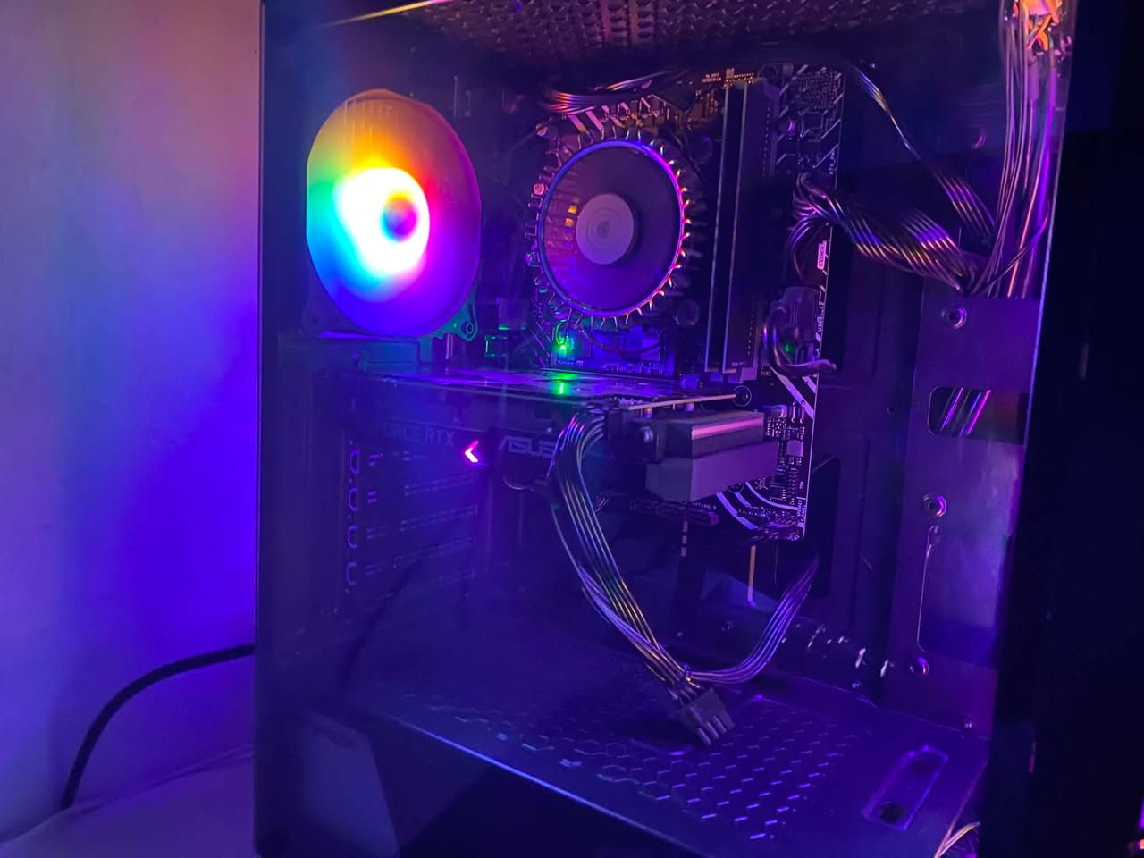 نشتري ونبيع تجميعات مستعملة
المواصفات :
كرت الشاشة : ASUS 3060 TI 8GB

المعالج : CORE I5 12400F

الرامات : 16GB 3400 

التخزين : m.2 NVME 512GB

البور سبلاي : من فانتك 650wt

الكيس : من فانتك اربع مراوح RGB

رقمي للتواصل : ***********

السعر : 935 الف، وبيه مجال بسيط

مكاني ديالى بعقوبة ومتوفر عندي توصيل لكل المحافظات
