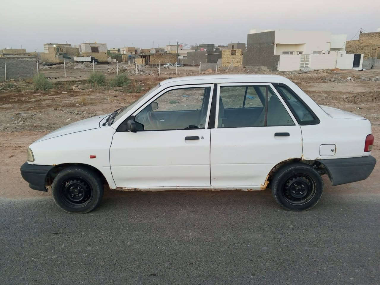 للبيع موديل ١٥
بيها خياس مكانها ديوانيه رقم قاسية مكينه كير حداديه مابيه نقص سعر ٢٥ قفل 
***********
