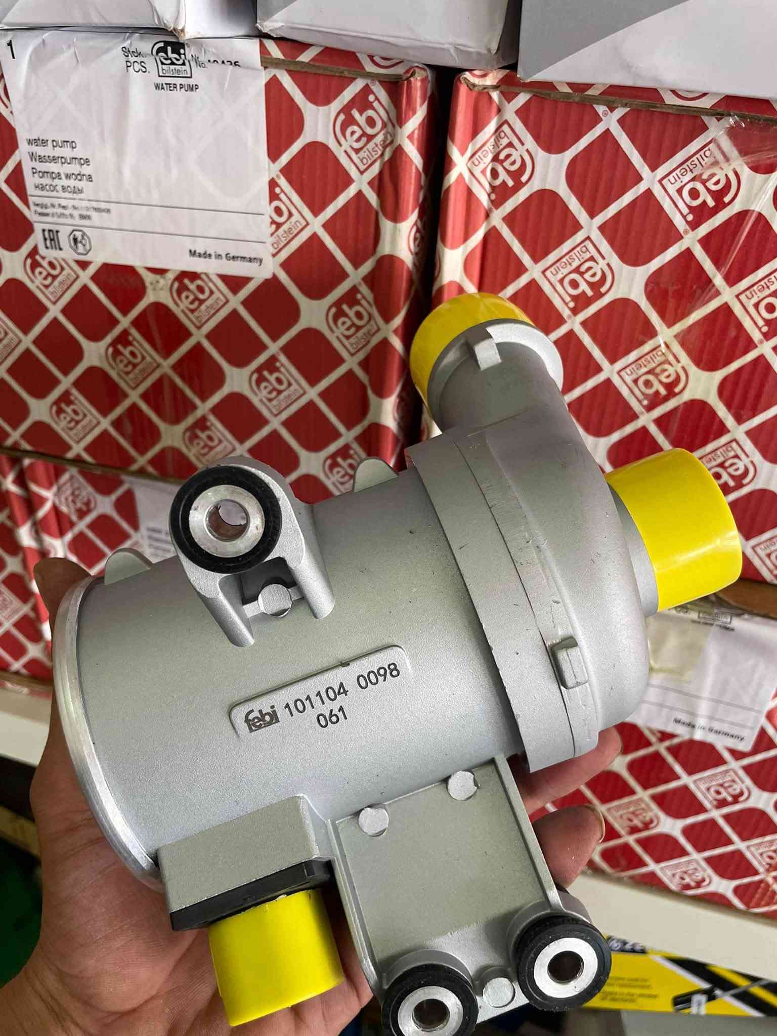 🚨🔥 قطع غيار BMW متوفرة 🔥🚨

🔧 BMW Coolant Pump — FEBI
⛽ BMW E39 Fuel Filter — BMW Group
💧 F02 Coolant Pipe — BMW Group
🌡️ BMW Thermostat 2005–2017 — MAHLE
⛓️ N20 Engine Timing Chain
🔩 N20 Engine Head Gasket

✅ جودة عالية
✅ قطع مختارة بعناية
📦 متوفر حسب الموديل والقطعة

📍 Hamed Service – Zakho

📲 WhatsApp: ***********
💬 أو دزلي رسالة على الماسنجر

📌 دزلي موديل السيارة والمحرك أو رقم القطعة، ونخبرك بالتوفر والسعر.

🔥 Hamed Service — تخصصنا BMW 🔥
