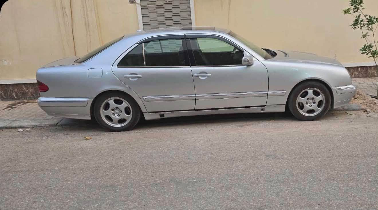 سلام عليكم
مارسيدس ام عيون 320 موديل 2000 
محرك V گير تبريد حدادية كهربائيات تخم تاير جاهزة من كلشي 

مري كهرباء عاكسة للضوء// بردة خلفية كهرباء // كشنات تدفئة تبريد // كشنات كهرباء // حساسات امامي خلفي // كاميرا خلفية // سلايد // تجاوي كهرباء 

رقم اربيل باسمي سنوية 2030 
للمراوس باجيرو 
عنوان // النجف 
***********
