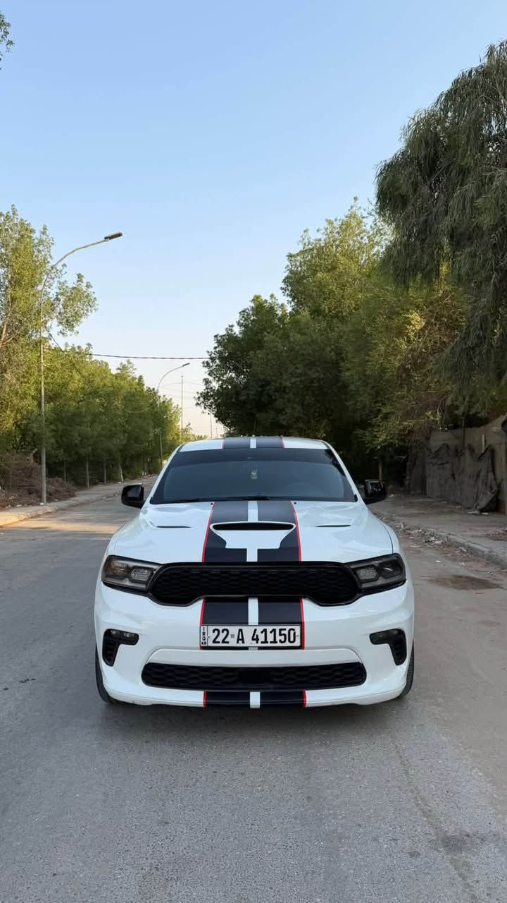 دوج دورانكو

Dodge Durango .

‎الموديل2023. (وارد امريكي بيها 3 قطع مبدلات نفس اللون ونصف الجاملغ الخلفي صبغ كفاله شواصي واللغود) 
.
اصل بوليسي  كير طرح مو تعليك
‎المحرك : V8 . 5.7L  .

‎العداد : 30الف فقط .

 السعر230
 
السياره جاهزه مانقصها البرغي 
‎المواصفات:  

‎* تحذير النقطة العمياء . 

‎*

‎* شاحن هاتف لاسلكي (وايرلس ).

مقاعد من الجلد مع شاشات وكشنات منفصل  

‎* مقاعد كهربائية مع ذاكرة لحفظ وضعيات الجلوس. 

‎* ‎* 

‎* مقود رياضي مع تحكم كهربائي. 

‎* مصابيح امامية زنون مع LED .

‎* كشافات ضباب LED . 

‎* شاشة 10.1 أنج .

‎* نظام ملاحة (GPS) . 

‎* . 

‎* ويل قياس 20 أنج . 

‎* صندوق . 

‎* بلوتوث تلفون .

‎* محدد سرعة . 

‎* كاميرا خلفية .

‎* كير شفتر ستيرنك .

‎* صف ثالث من المقاعد 7  Auto start . 

   للاستفسار***********

مكان السياره بنجف
