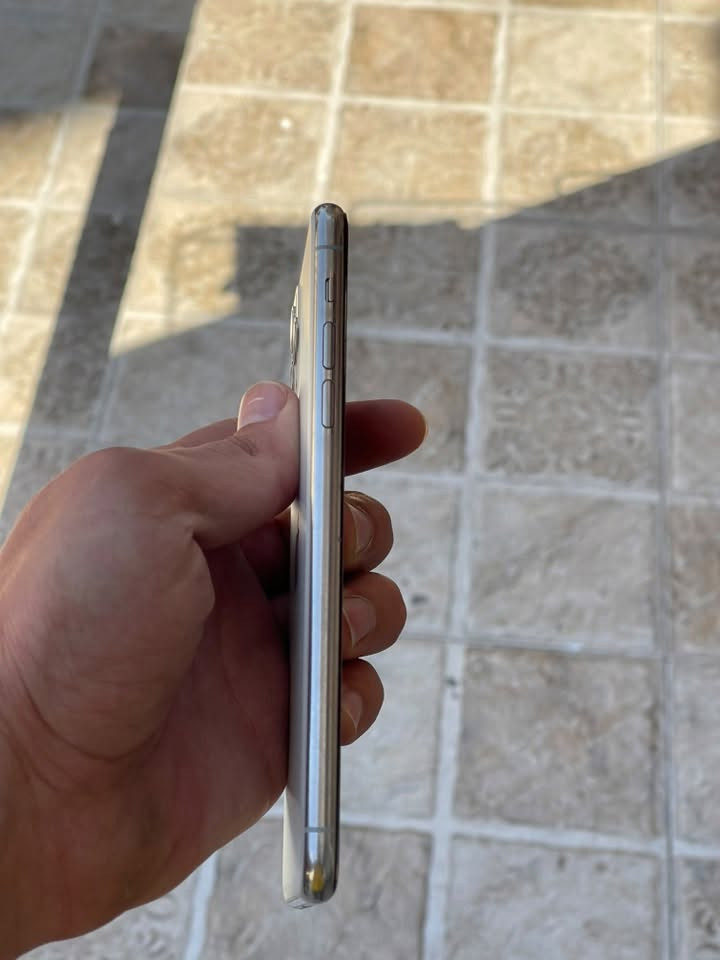 للبيع ايفون 11 برو ماكس
ذاكره 256
بطاريه 79
تك سيم 
الجهاز شرط ما مفتوح 
السعر390 ومجال بسيط

للتواصل واتساب فقط ‭***********‬
