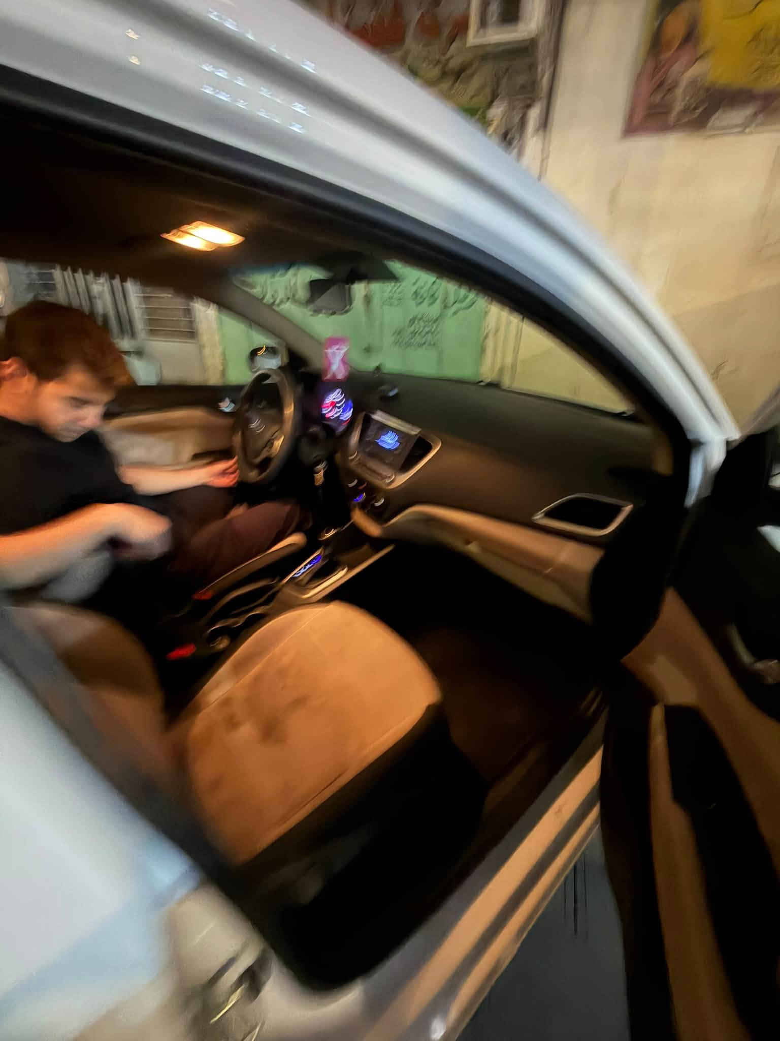 للبيع
هونداي اكسنت خليجي موديل 2022 محرك 1600 دوش رقم اربيل الدولي الجديد باسم شركه تحويل ثاني يوم
 مكفوله كفاله عامه من الضربه والصبغ والتبديل والبارد 
السعر 115 وبيها مجال بسيط المكان بغداد الشعب او الكاظمية للستفسار ***********
