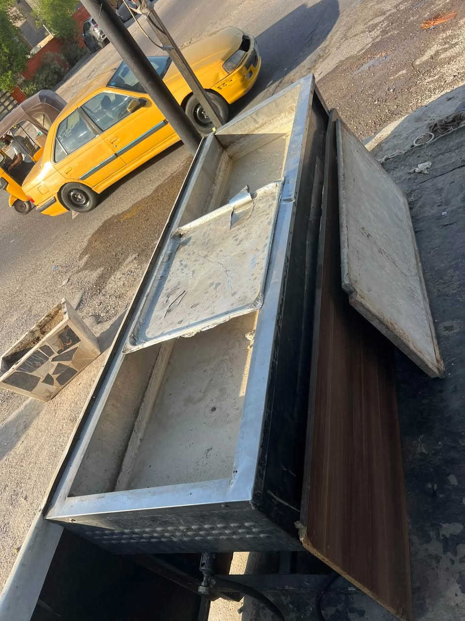 غراض مطعم للبيع مكلف بل نشر صاحب الغراض. بغداد البلديات
‭***********‬
