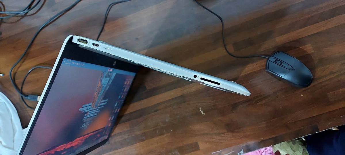 لاب توب HP • i5-1135G7 • 8جيجا 256SSD