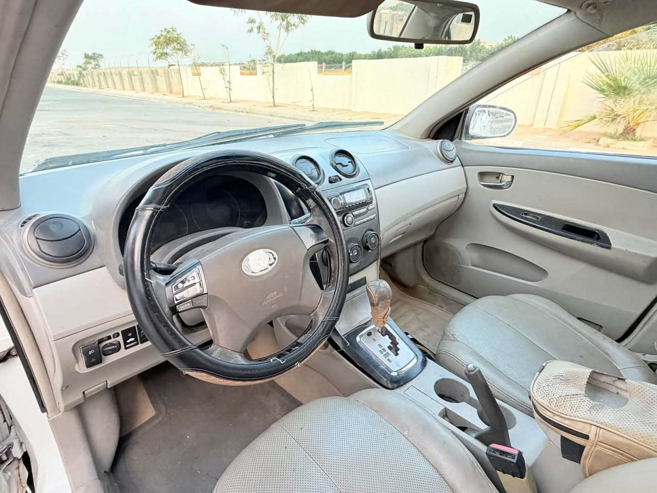 Byd 2013
گێڕ ئۆتۆماتیک مەکینە یارس (مەرغوب) 
توندوتۆڵە و بێ مەسروف
نرخی ٢٨ گەڵا و معامەلەیەکی کەم
شوێن: کەلار
***********
