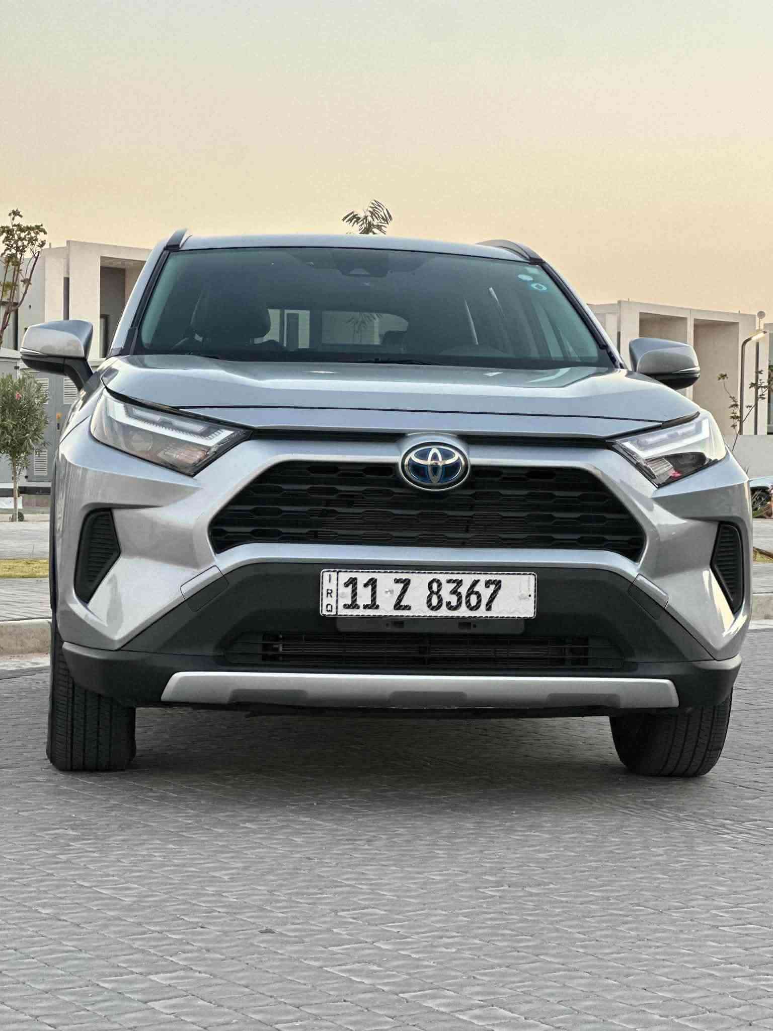 السلام عليكم راف فور دخول ٢٠٢٤ le وارد امريكي دخول جديد صبغ طرف الجاملغ فقط بدون دواخل ايرباك سايق طاك رقم بغداد رادار ٣٦٠ شاشة عداد ديجتال تشغيل عن بعد 
صور الحادث داخل المنشور 
*********** واتساب

