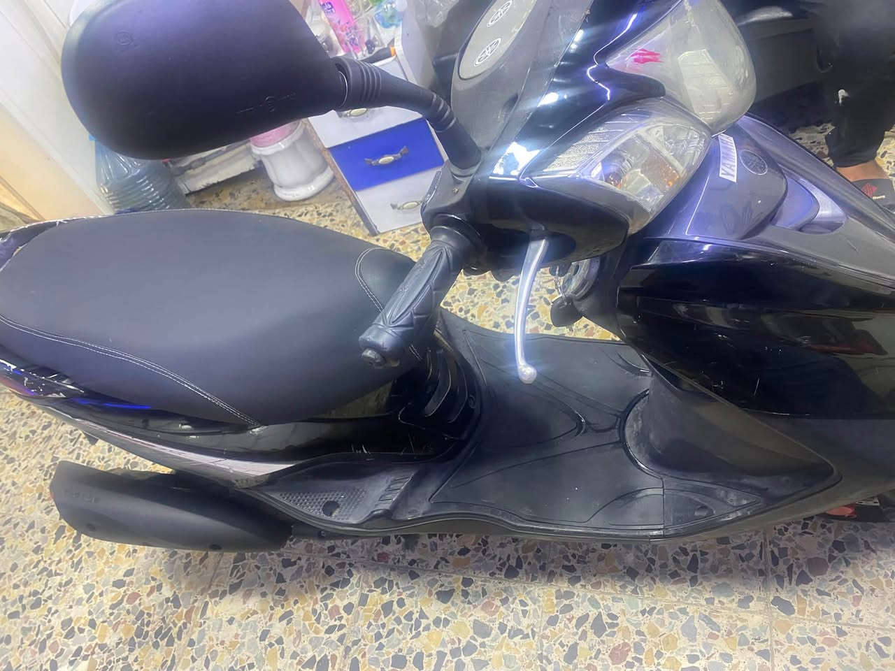 السلام عليكم
للبيع دراجه بغبغاء ابلاديه ختم واحد 
نظافه فوول بالعافيه الياخذها
السعر 900 مكاني الاعظميه
***********
