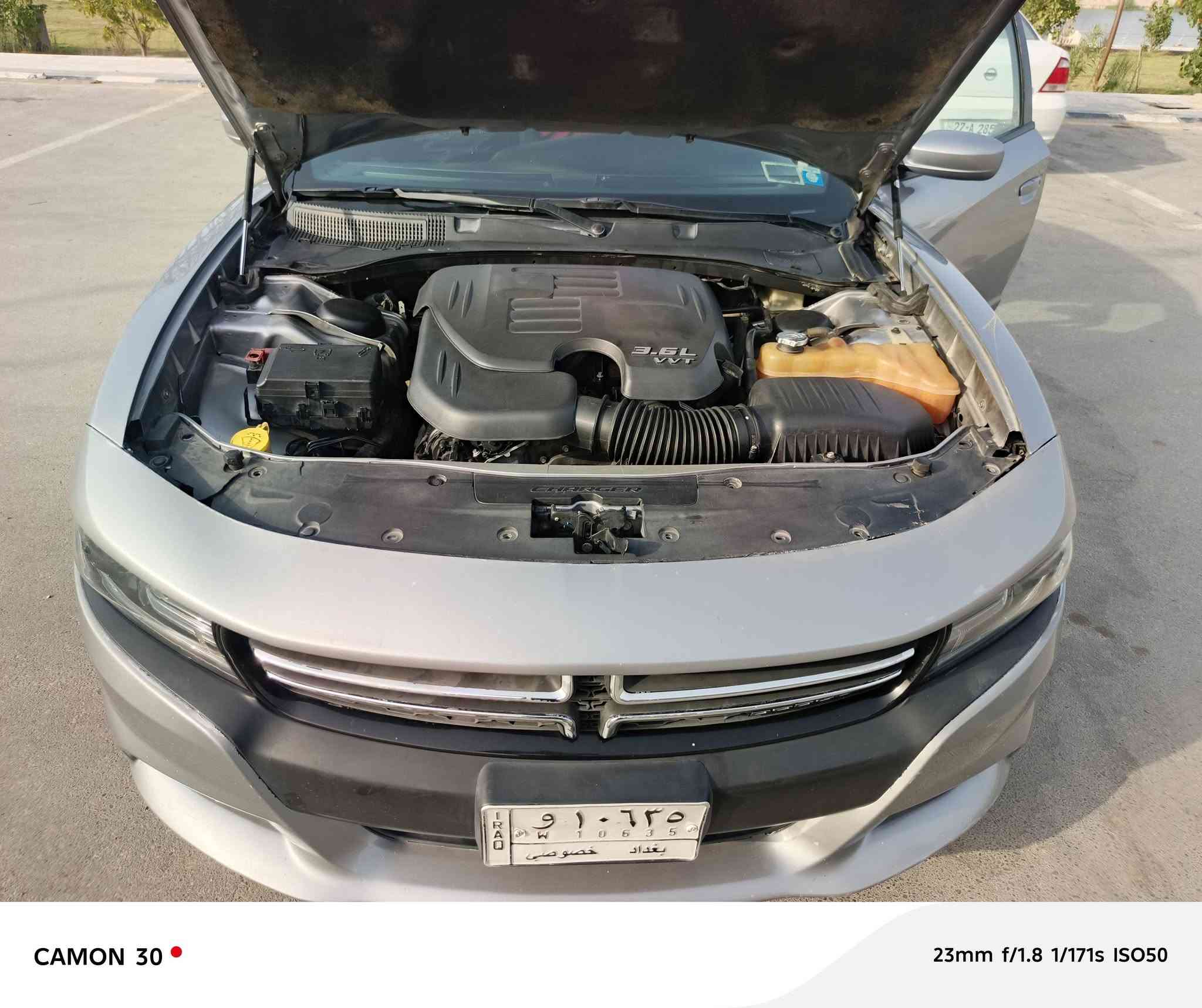 السلام عليكم
للبيع 
جارجر فول موصفات فور ويل🚗 
موديل  2016 اصل وفصل 😊
رقم بغداد تحويل مباشر 
ماشيه ٤٣ ميل 
ضربتها جاملغ وبنيد وبيها قطع صبغ من امريكا 
سيارة جاهزه حدادية  منظومة تبريد كامله من فريز وكمبريسر وراديترات كله جديد 
سيارة مال جناي
***********

