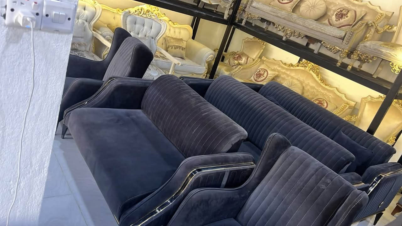 بظاعه معرض البركه الاصلي الفرع الثالث 
العنوان 📍حي الخضراء شارع المدارس مقابل النادي الترفيهي 
الاستفسار ع الرقم ***********

