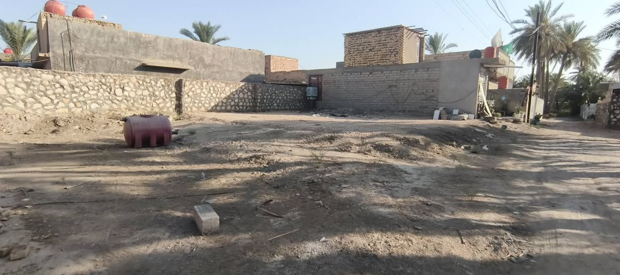 قطعه ارض ٦٠٠ متر زراعي بيهه قرار تطويب كامله خدمات مي وكهرباء منطقه هادئه ومكان جميل السعر خاص للاستفسار 
***********
