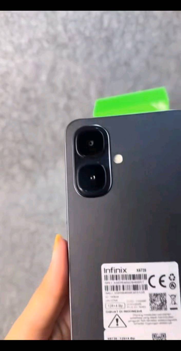 جهاز infinix10
بطاريه/5000
الذاكره/128
السعر/100دينار
 الجهاز نظافته جيده جداً جديد اي تبديل مابي اي تصليح مابي الشاشه ماله الاصليه لاكسر ولا تبديل والبطاريه هم لا تبديل  الاصليه مالته. 
رقم الهاتف 
***********
وتساب فقط.
