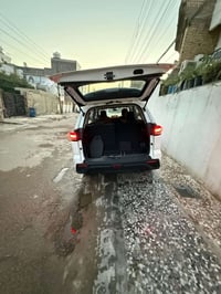 اينوفا هايبرد • ٧ راكب • رقم دولي