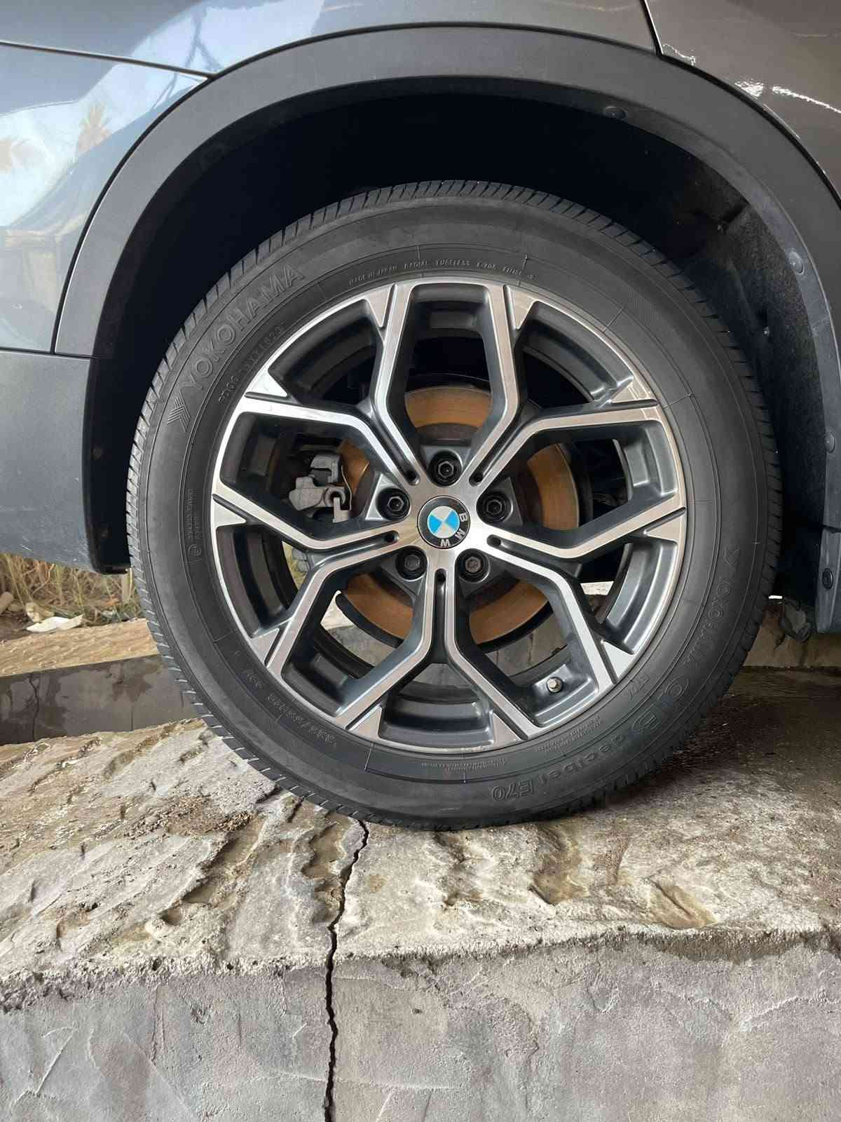 سلام عليكم من رخيصة الادمن BMW X1 موديل 2021 مواصفات معرف حادث بنيد وجاملغ بدون دواخل رقم بغداد مكان السيارة بابل السعر 185بيه مجال حك الجيه الاستفسار أكثر اتصل ودلل ساره جاهزه وخير من الله سونار موجود يمك ***********
