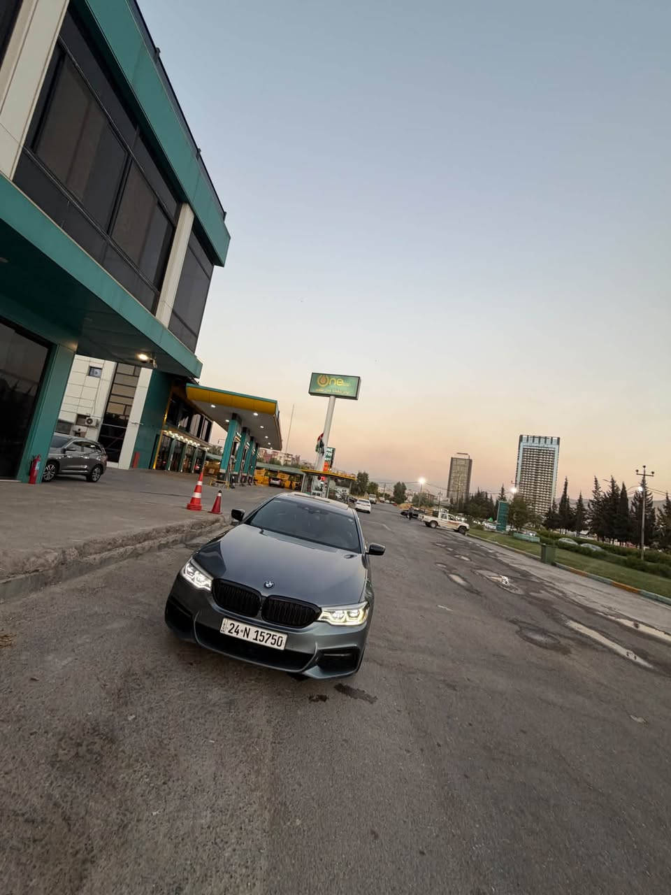 سلام عليكم
لبيع BMW 530 
موديل 2018 
سيارة كلين سيارة VIP
مواصفات فول فول مواصفات mbakej
سيارة كل موصفات 5 كاميرات داتاشو صندوق شفط كشنات حار بار رادار كشنات خزن كشنات 700 سيارة فول كاملة مكملة على 24 حباية سيارة رقم سنوية هزة كلشي كامل سيارة بسمي تحويل ثاني يوم سعر سيارة 250 ورقة بيها مجال لطيبين 
رقم او واتساب ***********
