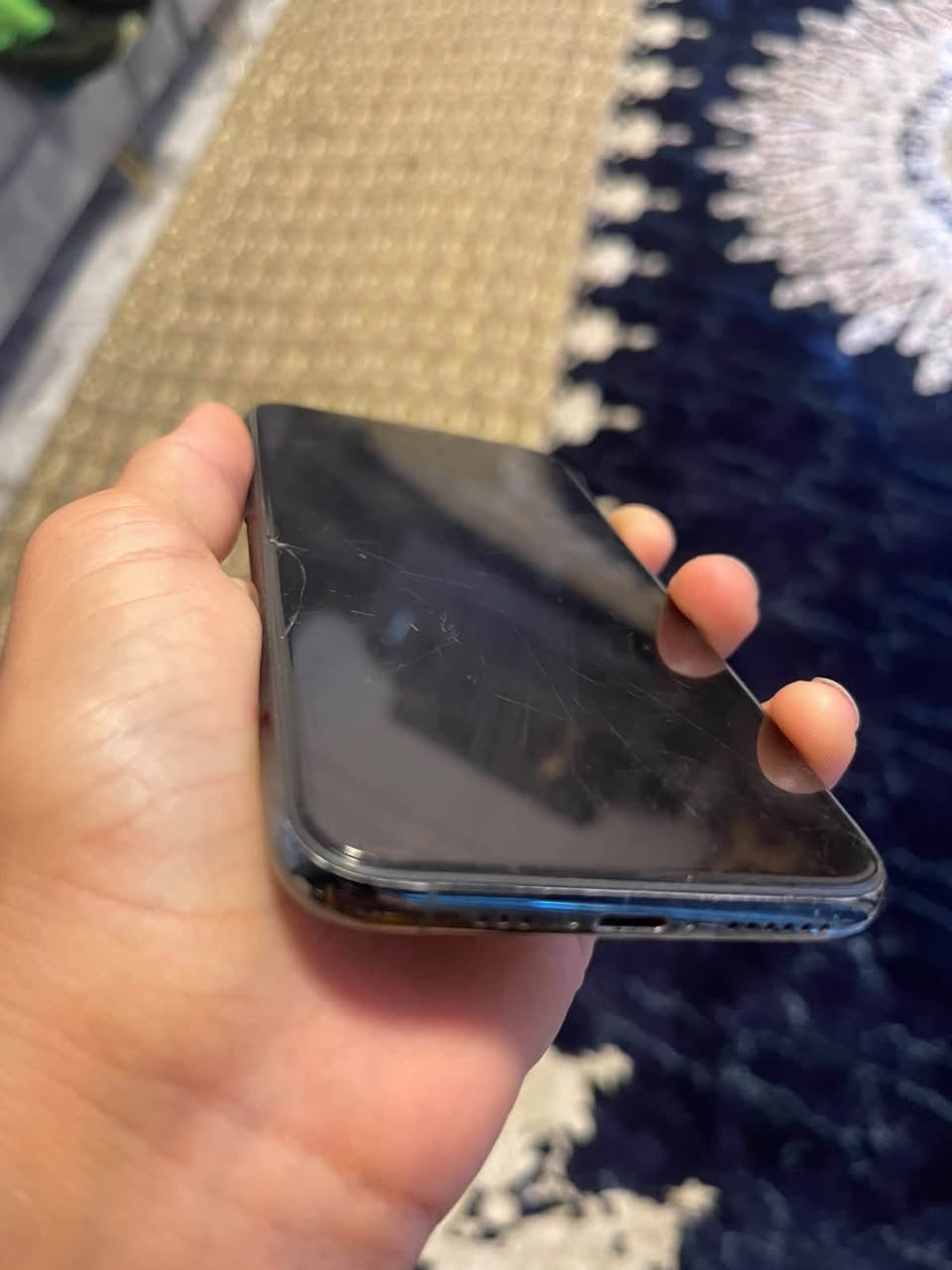سلام عليكم مبايل ابفون هدعش برو الزغير لبيع الذاكره 256_بطاريه 95مروفوعه _شاشه اصليه فقط مرفوعه البطاريه نضيف الجهاز العنوان تكريت الرقم *********** -سعر الجهاز 160بي مجال قليل مستعجل علا بيعه بس مانز من سعره
