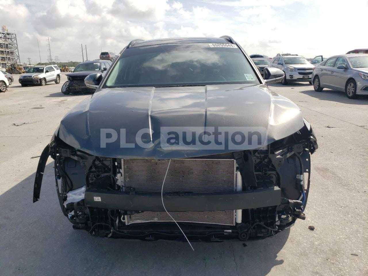 السلام عليكم لون مميز
توسان 23 لمتتد VIPاعلى فئة فووول مواصفات 
رقم بغداد بأسمي 
محرك 2500 المرغوب 
وارد أمريكي حادثها موضح بالصور بجم كبس بدون تبديل بدون صبغ فقط بارد في البنيد والدعامية نفسها 
بدوون ايرباك 
كسر محرك دواخل مكفولات 
العنوان بغداد ساحة عدن 
***********
السعر 200 وبيها مجال

نص مكتوب في الصور:
- PLC auction
- PLU auction