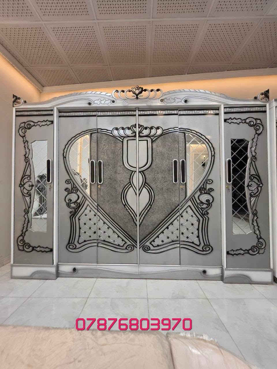 تخفيضات ✨ غرف نوم نجارة عراقية ✨
***********
http://wa.me/+9647876803970

🔹 نجارة عراقية متقنة بجودة عالية وتشطيبات راقية.
🔹 أكثر من 50 موديل مختلف يناسب جميع الأذواق.
🔹 توصيل إلى بغداد وجميع المحافظات بأجور مناسبة.
🔹 سرعة في الإنجاز وخدمة مميزة حتى باب البيت.

📌 مكونات الغرفة:
✔️ كنتور قياس 320 
داخل 3 ملم الوجه 5 ملم
✔️ ميز مرآة 
✔️ ميز بلازما
✔️ زاوية كنتورية. قياس80
✔️ سرير 160*200
✔️ تاج الجرباية
✔️ ناصي الجرباية
✔️ قواعد الجرباية كله بلوك
✔️ كومدين عدد (2) قياس 50 الواحد 
 
http://wa.me/+9647876803970

💰 أسعار غرف النوم تبدأ من:
1,000,000 دينار إلى 1,250,000 دينار فقط
🎨 أعمال صبغ  من أجود الخامات وبأسعار متنوعة تناسب الجميع.
🚚 ويانه طلبك يوصل لباب البيت بأسرع وقت!

📞 للحجز والاستفسار:
http://wa.me/+9647876803970
*********** 
📩 يرجى إرسال صورة الموديل المطلوب  التواصل مباشرة واتساب، وسنكون بخدمتكم.
