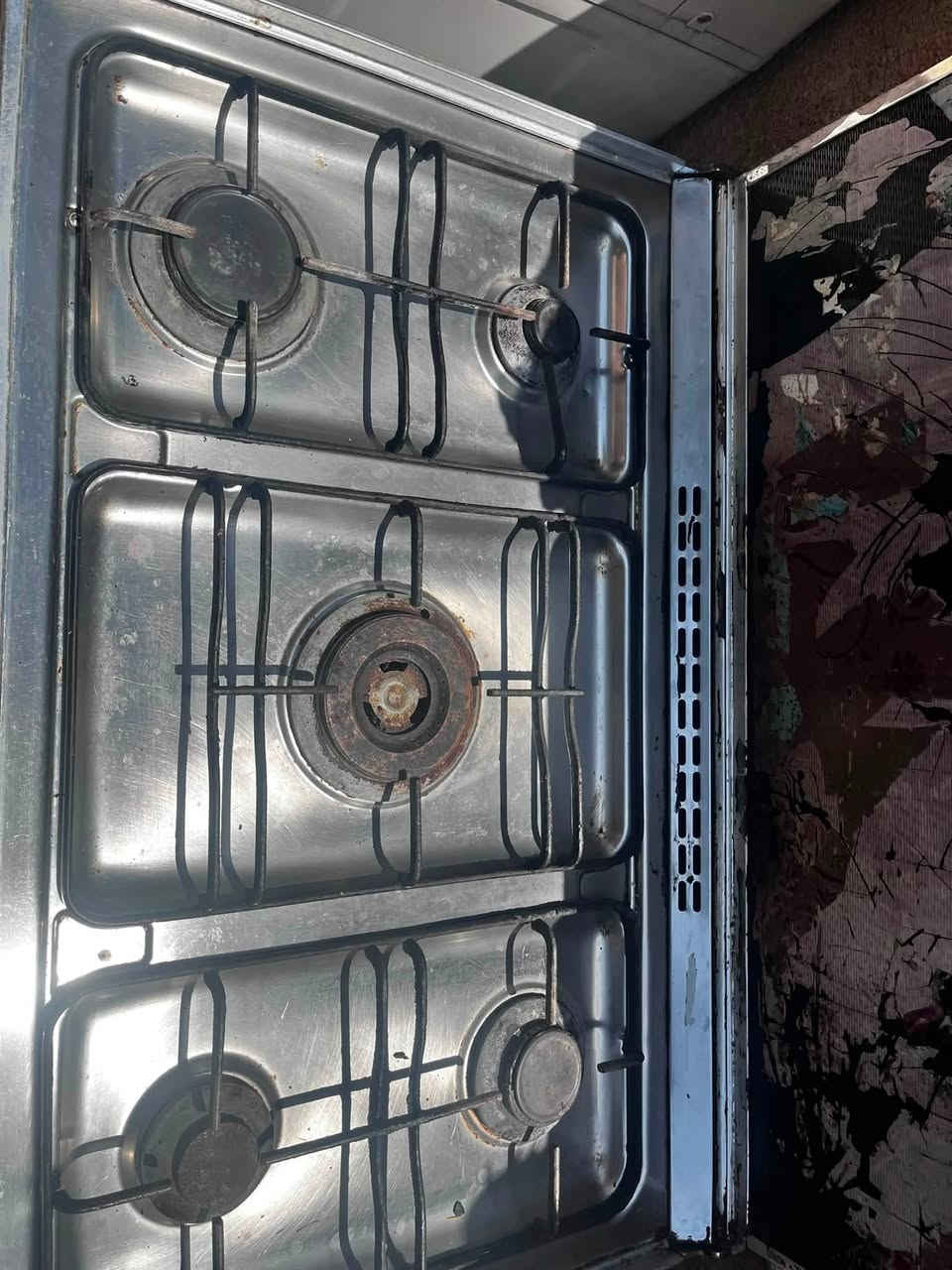 طباخ ماليزي للبيع                                              سعره ١٢٥ بي مجال مكاني ديالى جديده الشط 
***********
