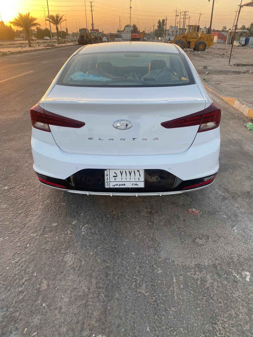 سلام عليكم
النترا موديل ٢٠٢٠ كفالة عامة سيارة جديدة وحلوة 

رقم بغداد شرط التحويل 

مكان كربلاء طويريج 

للاستفسار ***********
