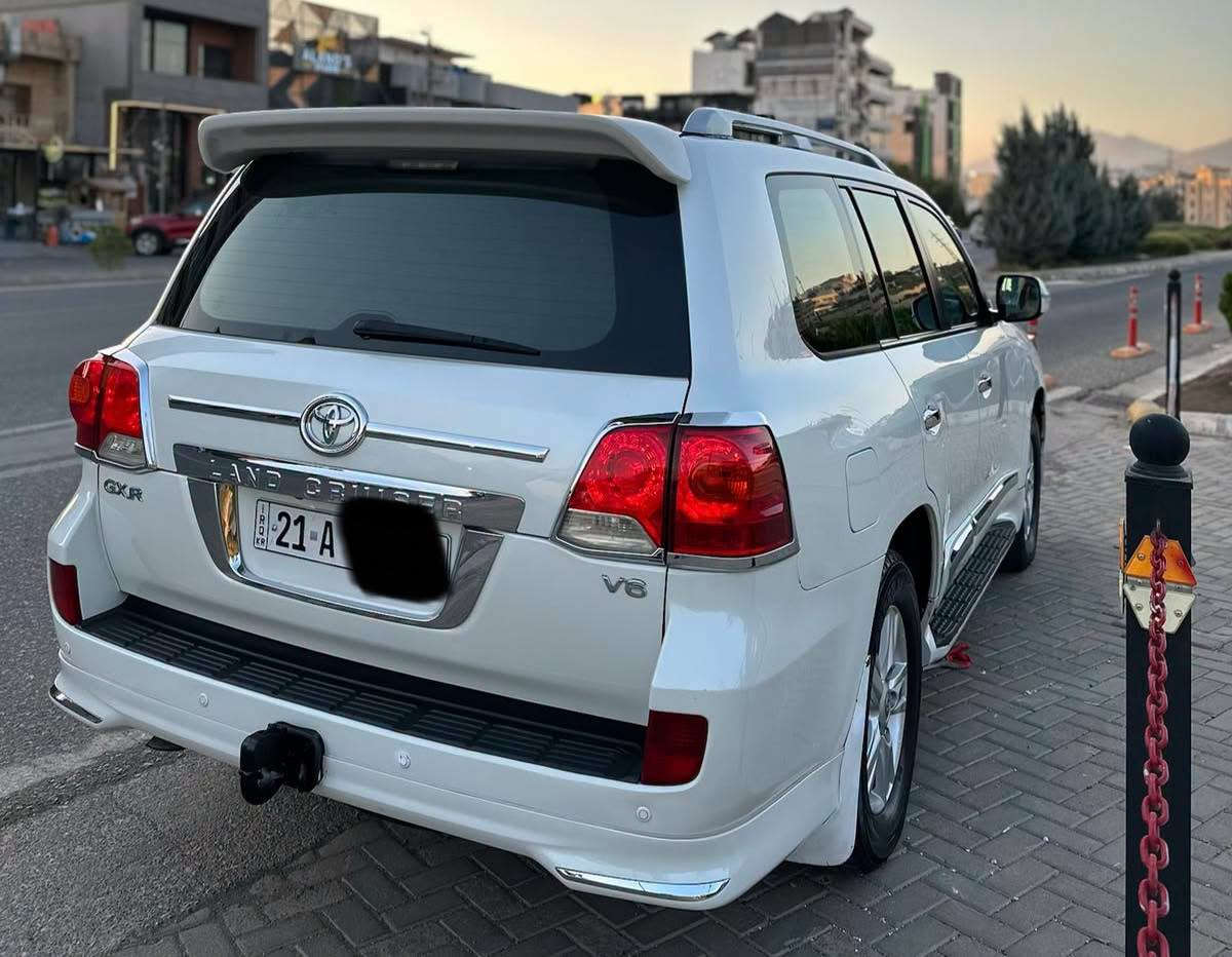 بۆفرۆشتن.  🇸🇦 للبیع >

TOYOTA LAND CRUSER 
GXR 2012
هۆک فڵچە. و سەلاجە و 
تایەی تازەیە 

سەنەوی تازەیە بە ناوەی خۆمەوەیە
سەیارەی ماڵی خۆمە  ماڵی دۆستە
دەنگی دیجیتاڵی نییە بە شەرت

مەکینەی نەکراوەتەوە 
بوخار و دوکەڵی نییە 
سەر هیلالی دواوەی سایەق بۆیاخە
کارتی هەیە 

کوشنی جلد 
قوفڵی ئەکسلی هەیە
هەموو گیانی بە شەرت

لە سلێمانیم🏠

سعر /في التعليق يتم الرد فورا على المسنجر ✍🏻

نرخ/ لە کۆمێنت بنوسە یەکسەر وەڵام دەدەیتەوە📮

ژمارەی خاوەن سەیارە :☎️
***********
***********

واتسئەپ و ڤایبەر
