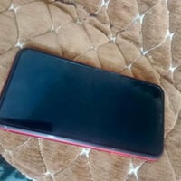 ايفون ١١ اخو الجديد ومابي ايشي مبدل الشراي يجي على هذا الرقم 077767152...