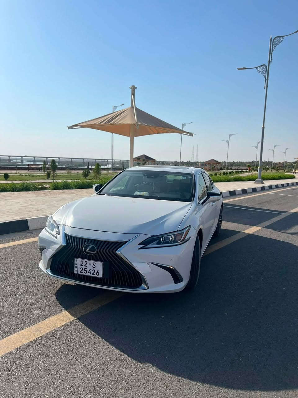 2025 هايبرد/ ‏Lexus ES 300h
سيارة دخول جديد 

لون ابيض 

السيارة فول مواصفات ١/١ 

مكينه 2500 هايبرد 

شواصي ولغود سليمه

مواصفات السيارة

_حساسات امامي و خلفي 

_رادارات امامي و وجانبي 

_مري شفط 

_شاشه كبيره لمس 

_نقاط عمياء 

_تحديد مسار 

_مثبت سرعة  

_تدفئة تبريد كشنات وتدفئة ستيرن 

_فتحة سقف 

_نظام صوتي من JBL 

_شاشة داتا شو كبيرة مع نظام كار بلي وايرليس 

_شحن لاسلكي  

_مري شفط وكهرباء 

_كشنات كهربائية 

_هندبريك بصمه 

_اشاير بالمري 

_نظام ما قبل الاصطدام 

_دخول ذكي اربع ابواب 

_صندوق كهربائي مع خاصية فتح القدم 

_فتحة سقف 

_تشغيل عن بعد 

_حادثها سيارة جاملغ الايسر وبنيد مبدله تفصيخ

السيارة جاهزة بدون نقص

السعر 295 وبيها مجال 

مكان السيارة : الانبار / القائم 

للاستفسار ***********_***********

‭
