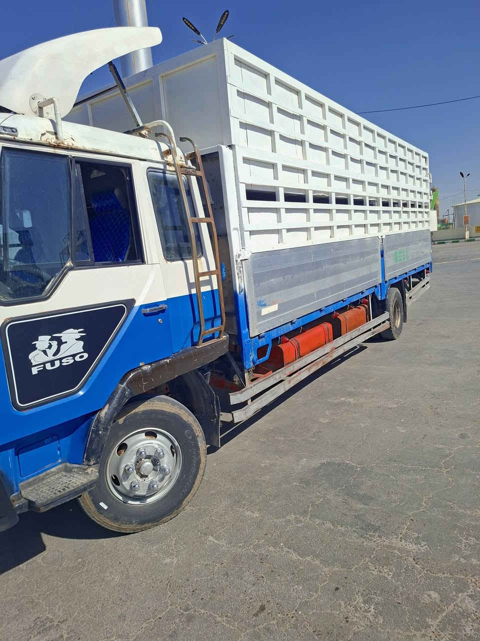 فوزه مربع 14سوبر طول ٧وربع رقم بغداد السعر  115 وبيها مجال  ***********
