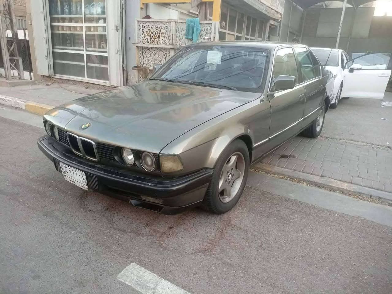 بي ام • 735 • نضيفه