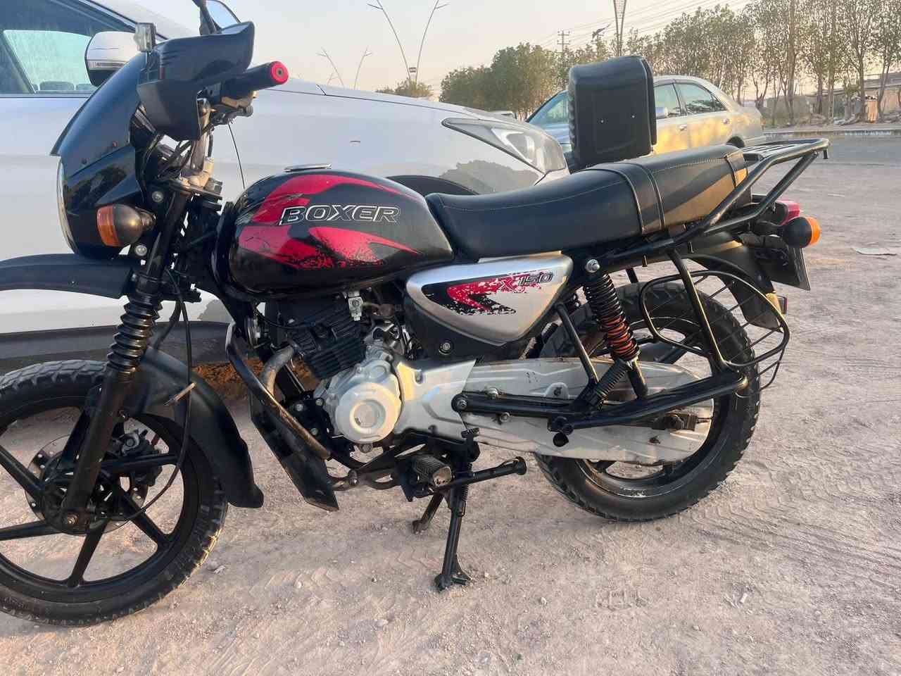 بوكسر رقم موديل 2023 نضيفه كلش سعر مليونين وميه بيه مجال حك جيه
***********
