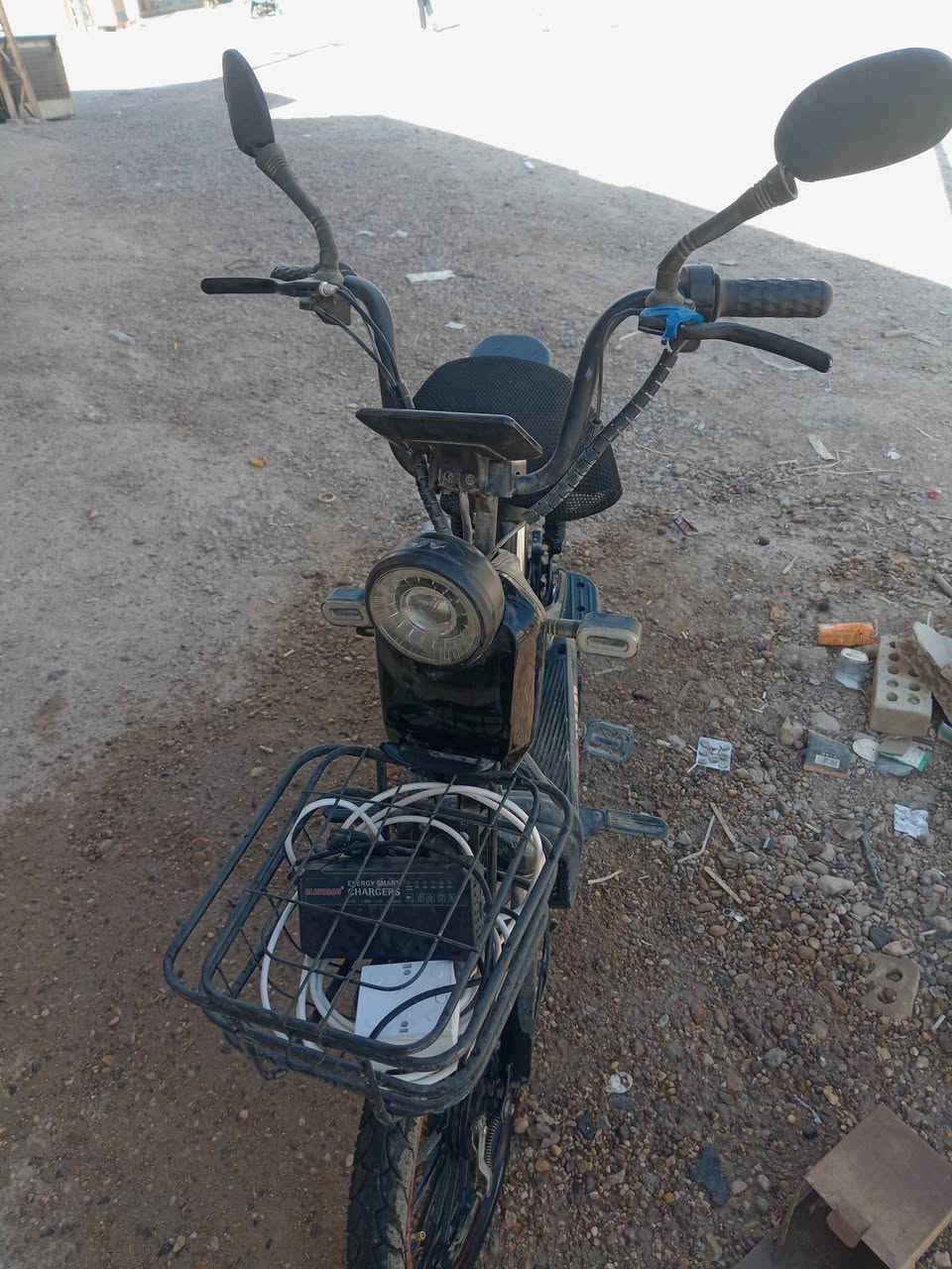 دراجة شحن للبيع بطارية نضيفة وشاحن اصلي موجود بالزراعة السعر واتساب ***********
