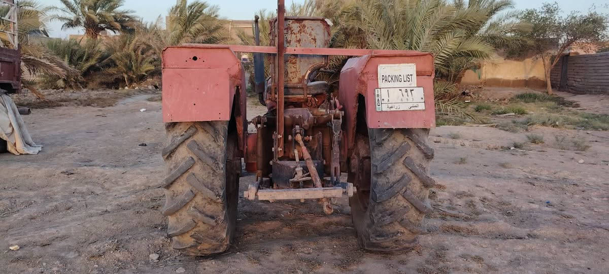 السلام عليكم  كاروبة للبيع عنتر مديل 85كاروبة  رقم الماني سنوية ل2029 جاهزة ماعوزهاا شي بس لايتات كهربائية شقالة وياهاا عربانة +خرماشة جاهزات  +فدان يريد تعمير  مكان الناصرية البطحاء     السعر 6رقم قم الهاتف. +***********

