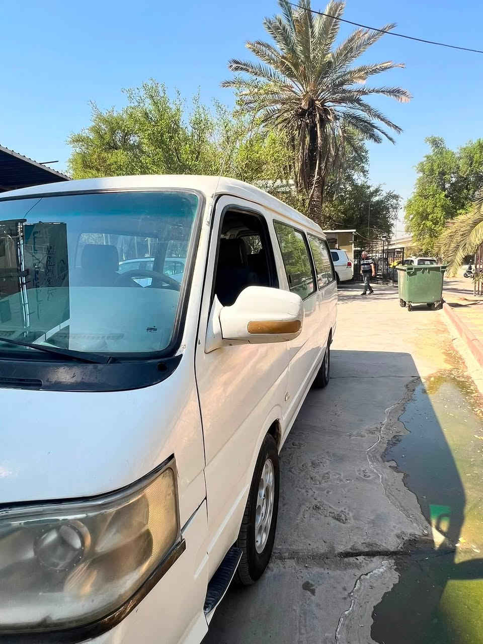 السلام عليكم كية بورلارسن موديل ٢٠٠٩ 
محرك ونچي حديث وبيها منظومه غاز تخم تاير جديد ورقم انكليزي مصفرة غرامات وهيئة المكان بغداد 
 السعر ٤٥ وبي مجال
الرقم :***********

