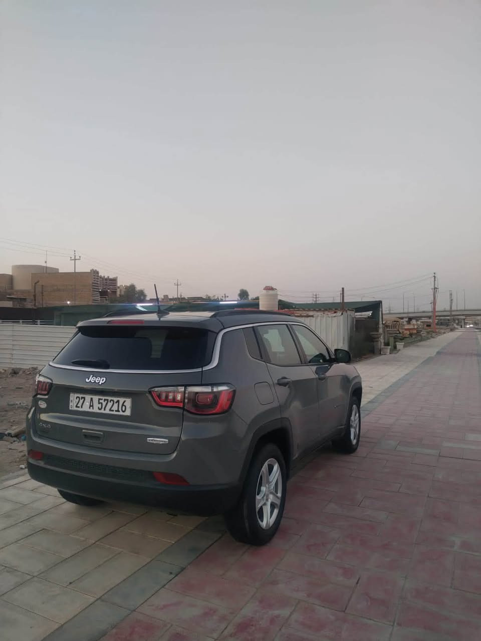 سلام عليكم جيب كومباس مديل 2024 رقم ذي قار محرك 2400 حادثه مقدمت البنيد فقط ولباقي كفاله عامه ضربه وتبديل وصبغ فول مواصفات السياره 
شاشه جبيره 
ترحيب 
مري شفط 
جنطه شفط 
جاهزه سياره من كلشي سعر 165 وبيه مجال مكاني ناصريه مركز ***********
