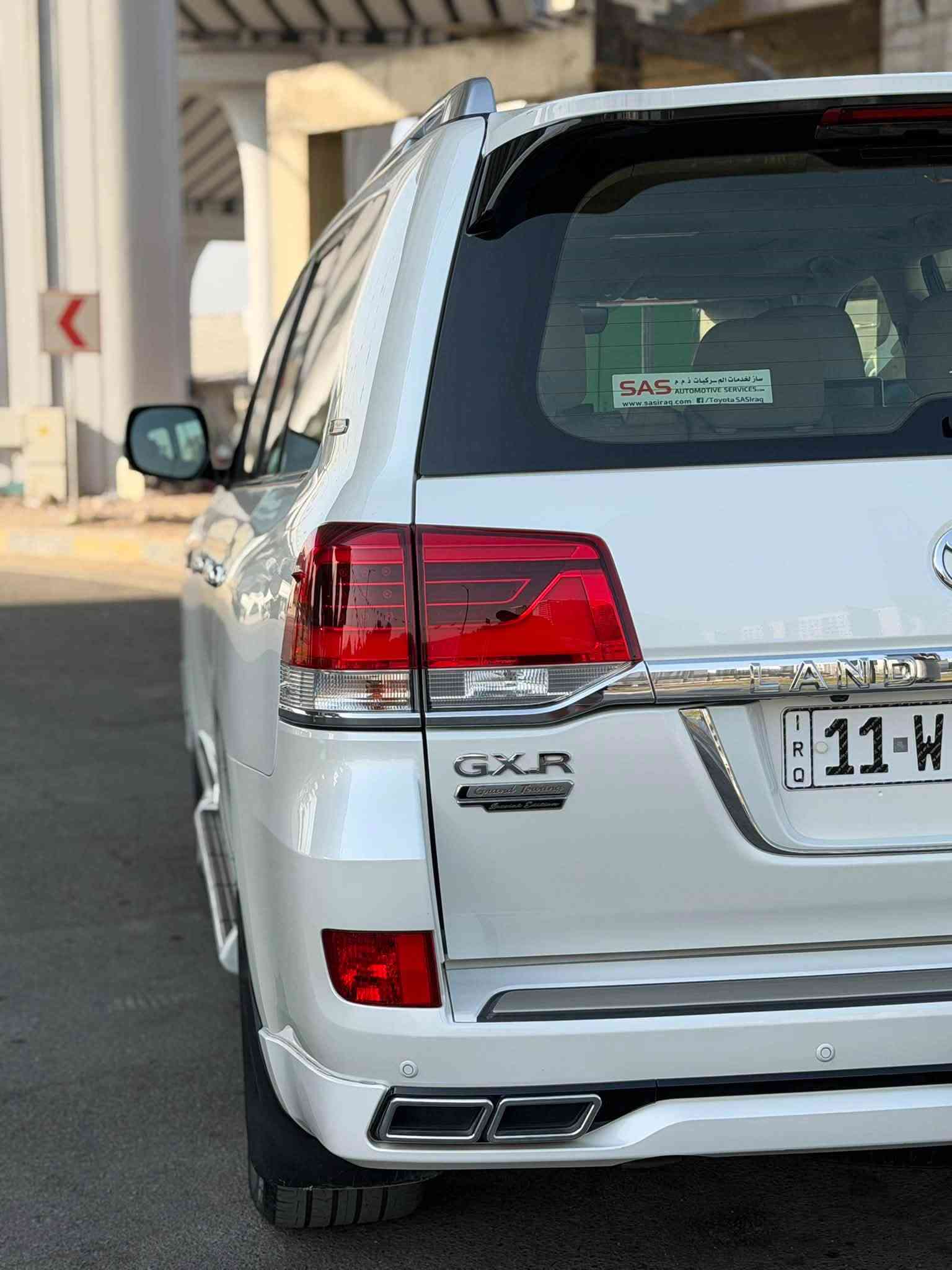 الســلام علــيكم
لاندكروزر  وكـــالة ســـــاز
مــوديــل 2020 جديدة كلش بــااســـمي
فول الفول 
6سلندر مكينه 4000 تنفس طبيعي
 صيانه تبديلات الدهن كلة بساز 
مكــفولة من الصبغ
ماشيه 94km
مكــاني بغداد الـــدرورة📍
***********☎️
