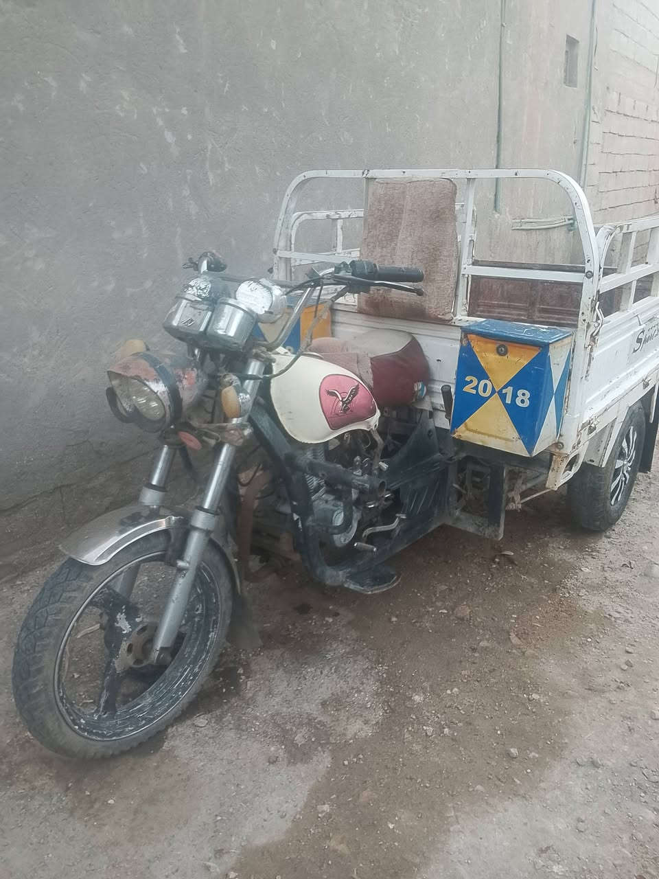 سلام عليكم يوجد ستوته مديل 14نضيفه فول فول سعر مليون و300وبيه مجال فقط وراق رقم تواصل ‏‪***********‬‏
