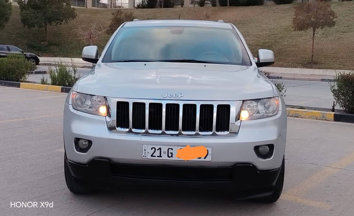 جێب لاریدۆ ٢٠١١          jeep laredo2011
هەموو گیانی جایز و بەشەرت بێتەقەو ڕەقە  بێمەسرەف
سعری فرۆشتنی ١٣٨ وەرەق و مجال
***********
